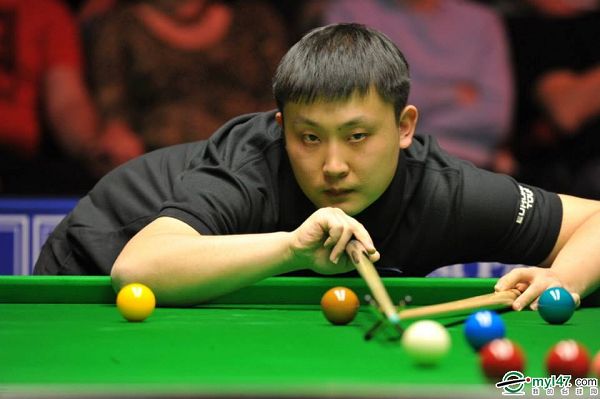 其背后暴露 其背后暴露