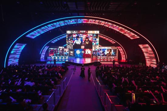 亚历山大则 亚历山大则