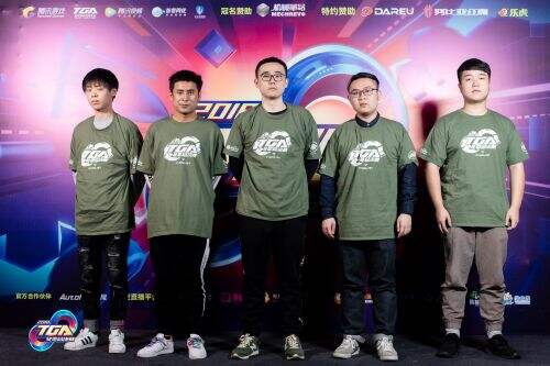 成为他拆解